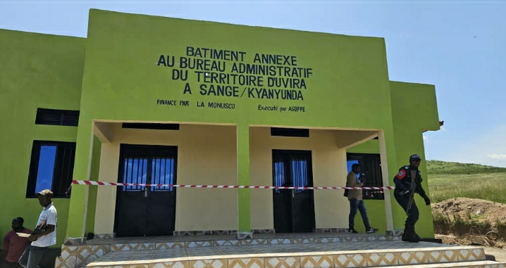 Uvira, bâtiment administratif à Sange